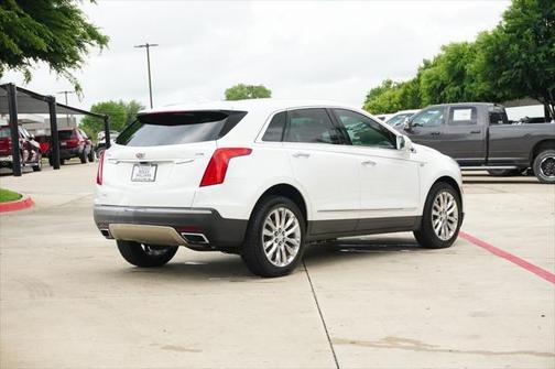 2017 Cadillac XT5 Platinum