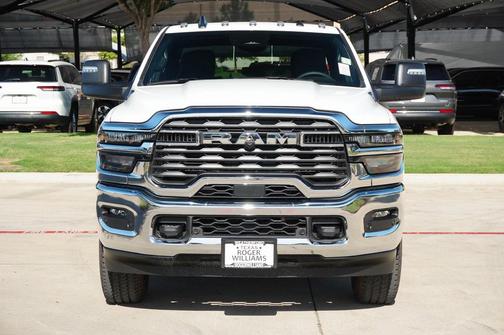 2025 RAM 2500 Lone Star Crew Cab 4x4 6'4' Box