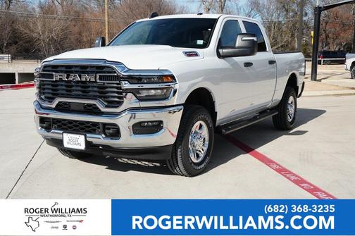 2026 RAM 2500 Tradesman Crew Cab 4x4 6'4' Box