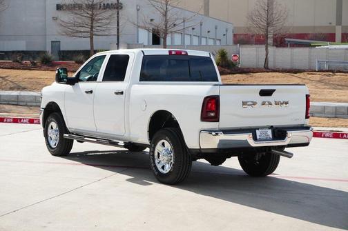 2026 RAM 2500 Tradesman Crew Cab 4x4 6'4' Box