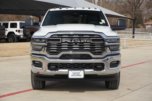 2026 RAM 2500 Tradesman Crew Cab 4x4 8' Box
