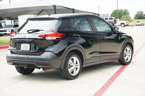 2020 Nissan Kicks S