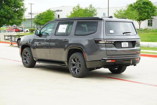 Baltic Gray Metallic Clearcoat 2026 Jeep Grand Wagoneer Upland