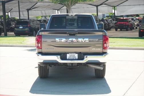 2025 RAM 2500 Laramie Crew Cab 4x4 8' Box