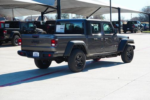 2026 Jeep Gladiator Sport