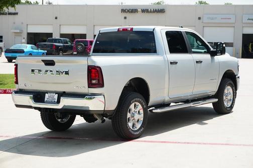 2025 RAM 2500 Lone Star Crew Cab 4x4 6'4' Box