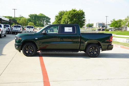 Serrano Green Metallic 2026 RAM 1500 Big Horn/Lone Star