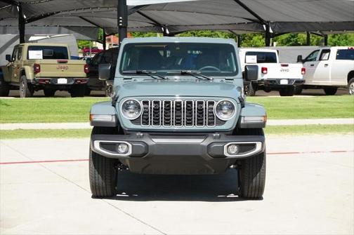 2024 Jeep Wrangler 4-Door Sahara 4x4