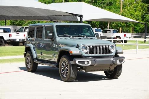 2024 Jeep Wrangler 4-Door Sahara 4x4