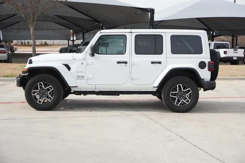 2024 Jeep Wrangler 4-Door Sahara 4x4