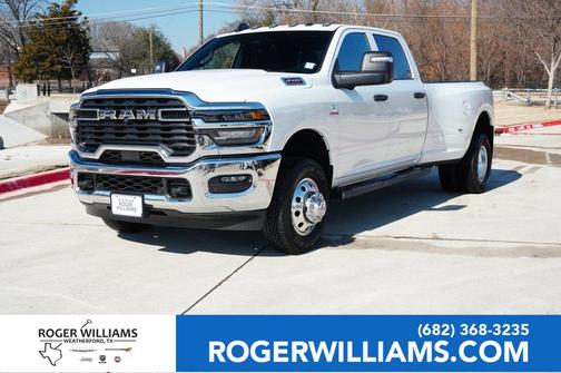 2025 RAM 3500 Tradesman Crew Cab 4x4 8' Box