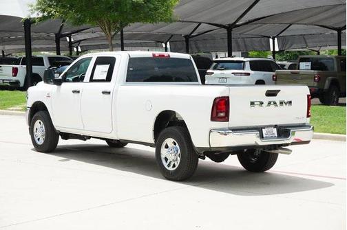 2025 RAM 3500 Tradesman Crew Cab 4x4 8' Box