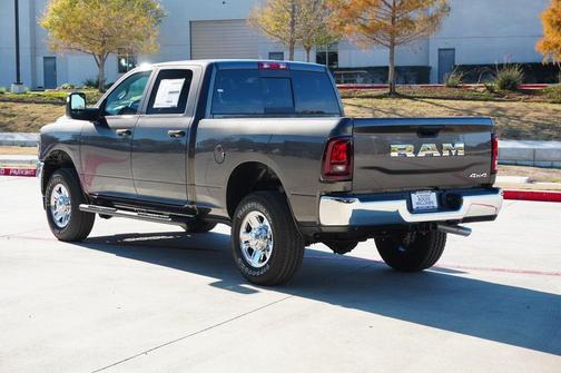 2026 RAM 2500 Tradesman Crew Cab 4x4 6'4' Box