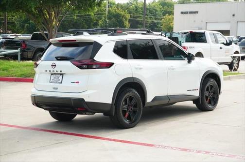 2025 Nissan Rogue Rock Creek
