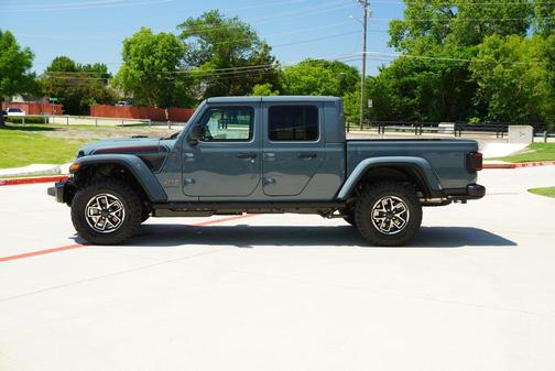 Anvil Clearcoat 2026 Jeep Gladiator Shadow Ops