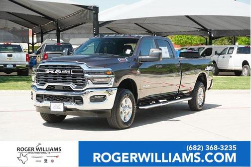 2025 RAM 3500 Lone Star Crew Cab 4x4 8' Box