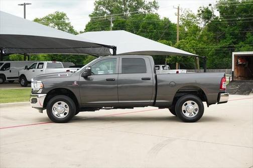 2024 RAM 2500 Tradesman Crew Cab 4x4 6'4' Box