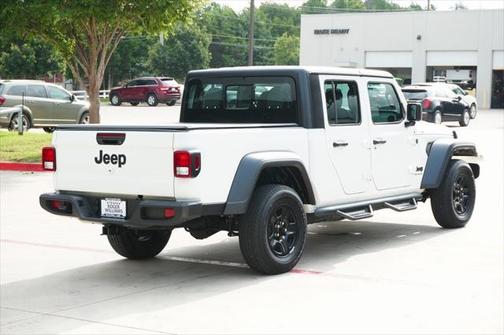2024 Jeep Gladiator Sport