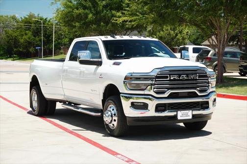 2025 RAM 3500 Laramie Crew Cab 4x4 8' Box