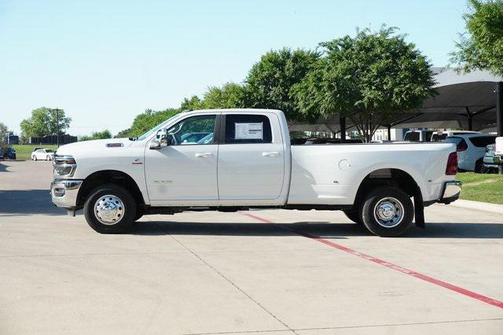 2025 RAM 3500 Laramie Crew Cab 4x4 8' Box