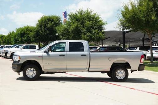 2022 RAM 2500 Tradesman Crew Cab 4x4 8' Box