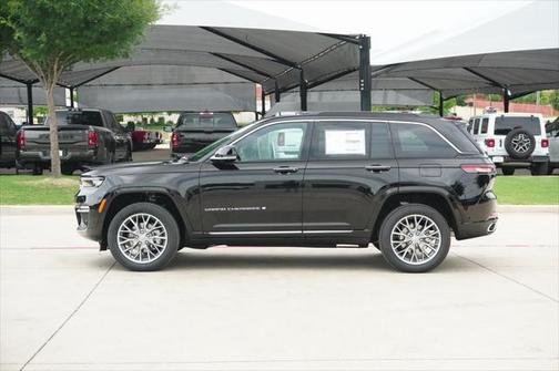 2025 Jeep Grand Cherokee Summit