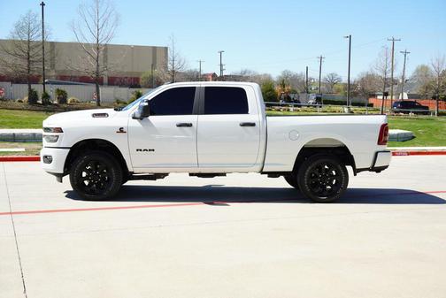 2025 RAM 2500 Big Horn Crew Cab 4x4 6'4' Box