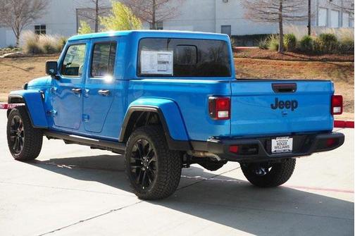 2025 Jeep Gladiator Nighthawk