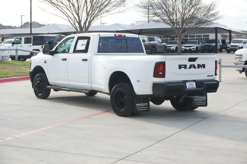 2026 RAM 3500 Tradesman Crew Cab 4x4 8' Box