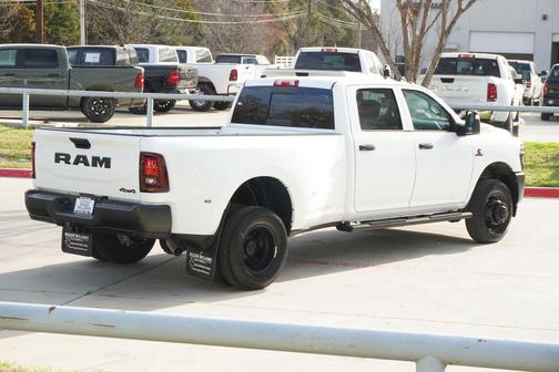 2026 RAM 3500 Tradesman Crew Cab 4x4 8' Box