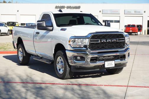 2024 RAM 2500 Tradesman Regular Cab 4x4 8' Box