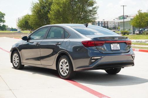 2021 Kia Forte FE