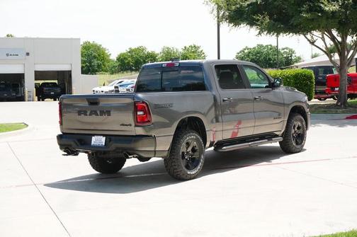 2025 RAM 1500 Warlock Crew Cab 4x4 5'7' Box