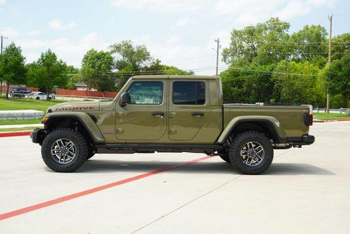 41 2026 Jeep Gladiator Mojave X 4x4