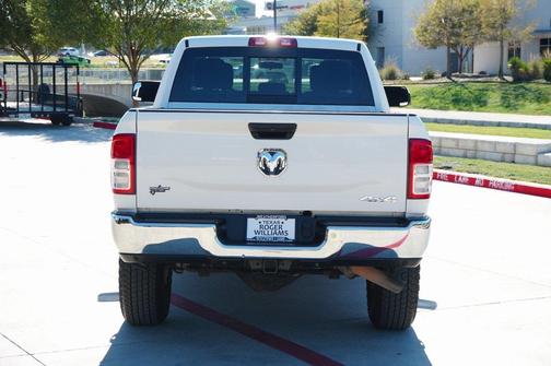 2019 RAM 2500 Tradesman Crew Cab 4x4 6'4' Box