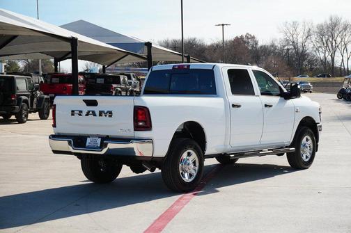 2026 RAM 2500 Tradesman Crew Cab 4x4 6'4' Box