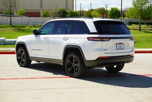 2023 Jeep Grand Cherokee Altitude