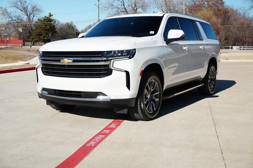 2024 Chevrolet Suburban LT