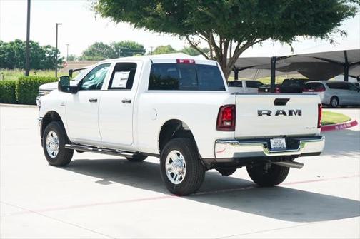 2025 RAM 2500 Tradesman Crew Cab 4x4 6'4' Box