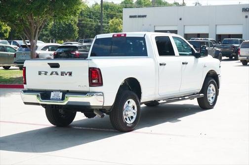 2025 RAM 2500 Tradesman Crew Cab 4x4 6'4' Box