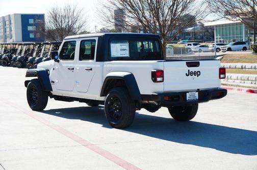 2026 Jeep Gladiator Sport