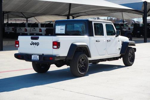 2026 Jeep Gladiator Sport