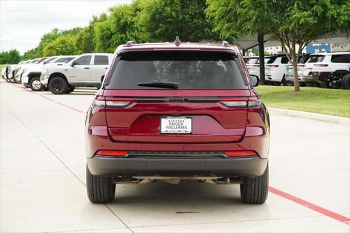 2024 Jeep Grand Cherokee Altitude