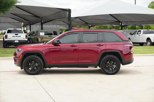 2024 Jeep Grand Cherokee Altitude