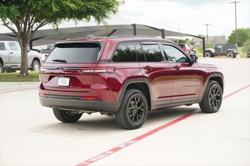 2024 Jeep Grand Cherokee Altitude