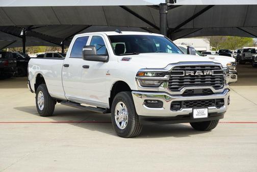 Bright White Clearcoat 2026 RAM 2500 Tradesman Crew Cab 4x4 8' Box