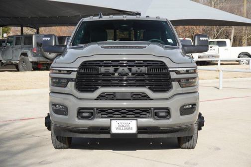 2026 RAM 3500 Laramie Crew Cab 4x4 8' Box