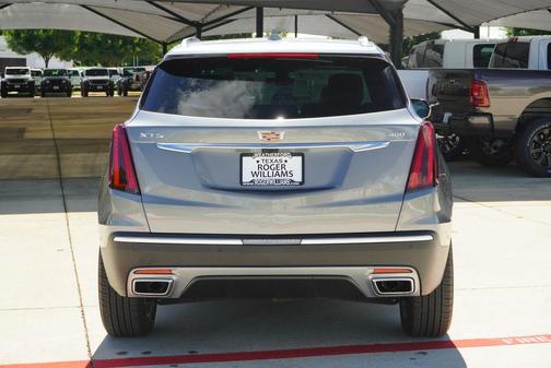 Argent Silver Metallic 2024 Cadillac XT5 Premium Luxury
