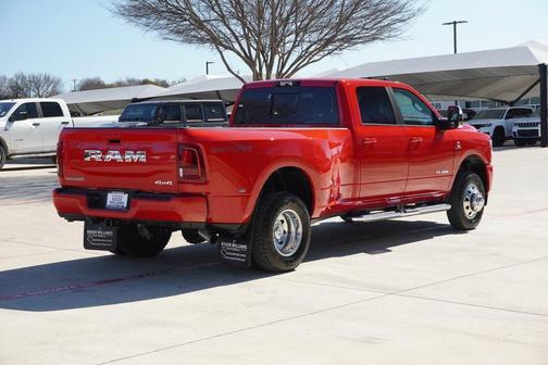 2026 RAM 3500 Laramie Crew Cab 4x4 8' Box