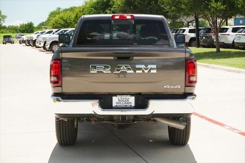 2025 RAM 2500 Tradesman Crew Cab 4x4 6'4' Box